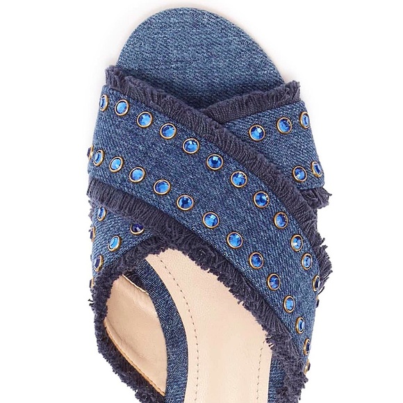 SCHUTZ | Walquira Embellished Sandals - Picture 6 of 6